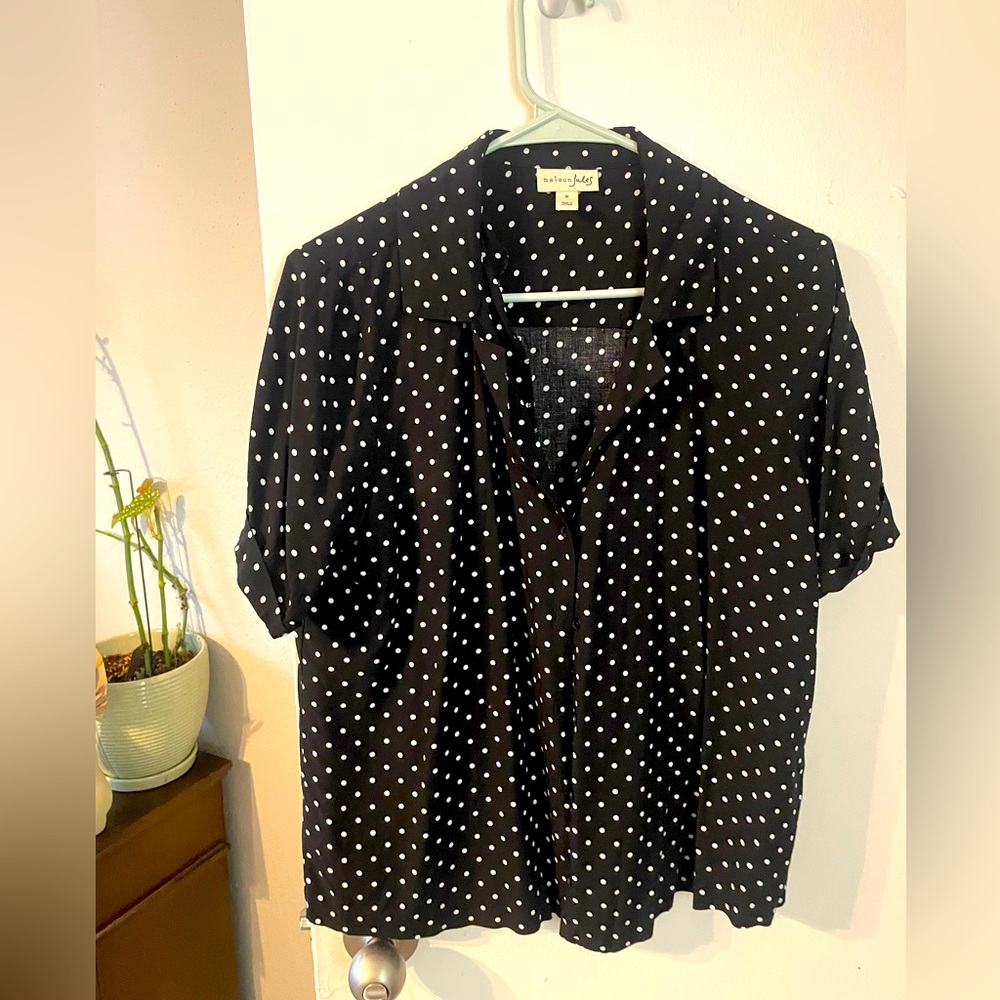Block polka dot blouse